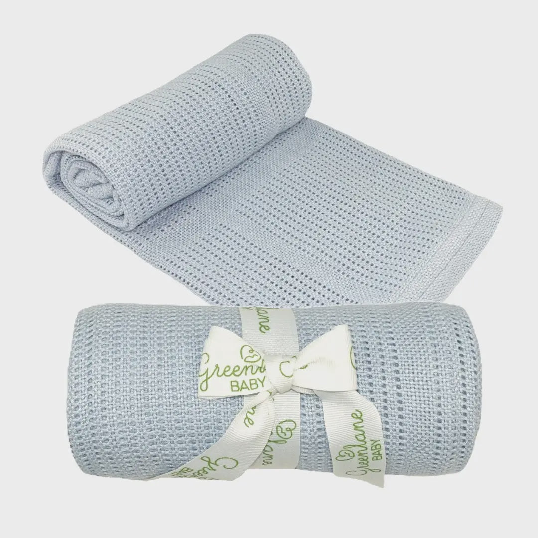 Luxury Baby Gift Hamper – Knitted Blanket, Wooden Rattle &amp; Elephant Teether Gift Set (Blue)