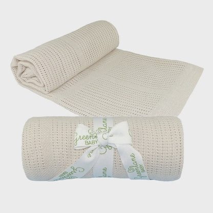 Luxury Neutral Baby Gift Hamper – 0–3 Months Sleepsuit, Knitted Blanket, Rattle &amp; Milestone Cards Gift Set